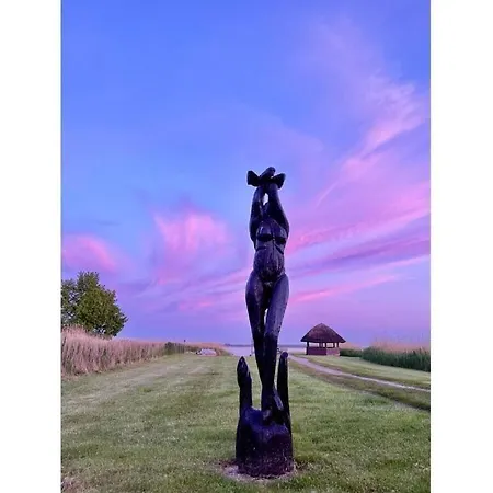 Marla Comfortable Vacation * ボルン